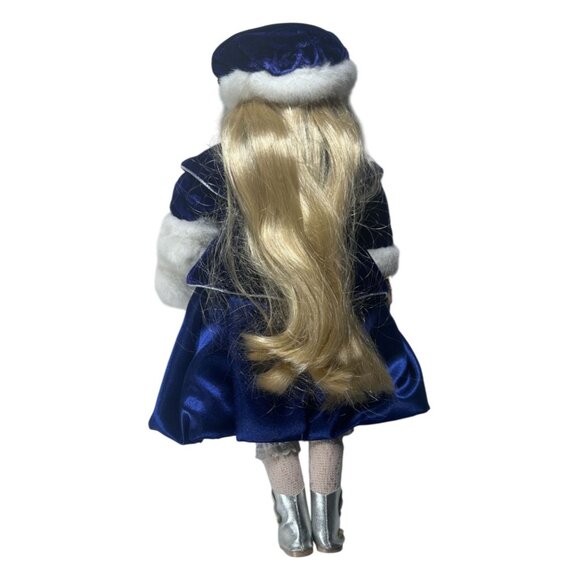 Victorian Star Blue Porcelain Doll With Certificate Of Authenticity 1999 Vintage - Picture 5 of 7